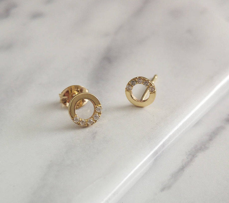 Diamond stud earrings, gold circle earrings, 14K gold dainty earrings, delicate everyday diamond earrings
