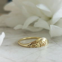 Flora wedding ring