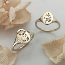 Daffodils signet ring, 14k gold birth flower oval signet