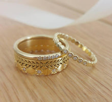 Thin gold wedding band, classic gold wedding band, delicate diamond wedding ring for women, 14k gold wedding band, thin gold ring for women