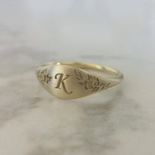 Monogram ring, Flower signet ring, Unique monogram ring, vintage style monogram signet, gold initial ring, personalized Valentine's day gift