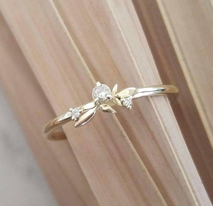 Gold leaf wedding ring, Dainty diamond ring,  thin gold stacking ring, delicate leaves wedding band , personalized Valentine's day gift