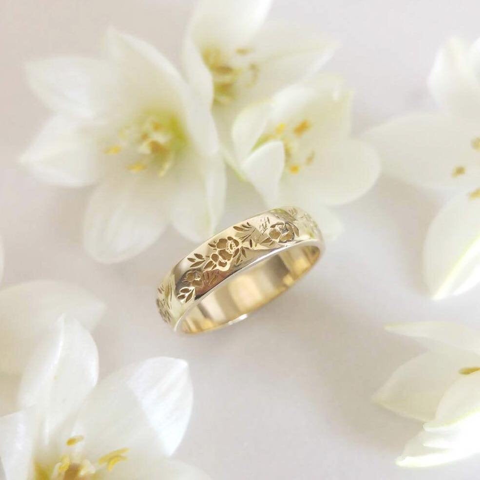 Floral wedding band hotsell