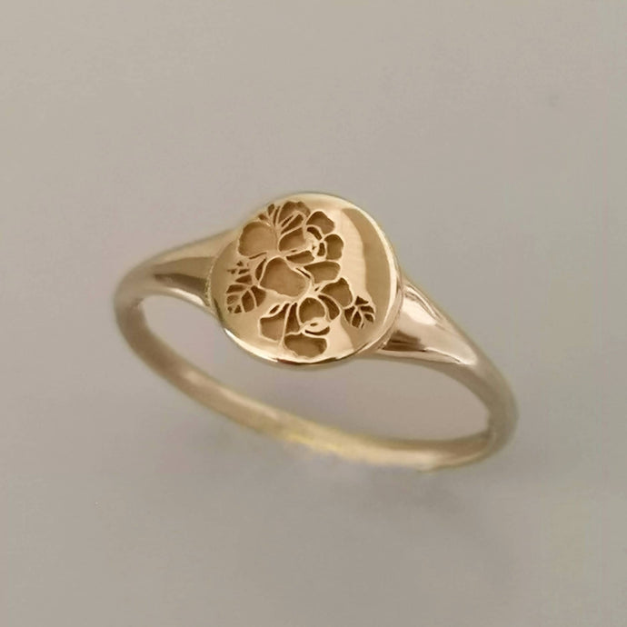 Gold signet ring, Flower signet ring, 14k gold rose signet ring , personalized Valentine's day gift