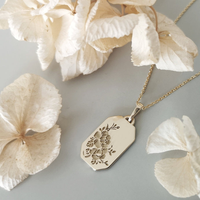 Rose necklace, 14k gold engraved rose pendant necklace, Personalized flower Necklace