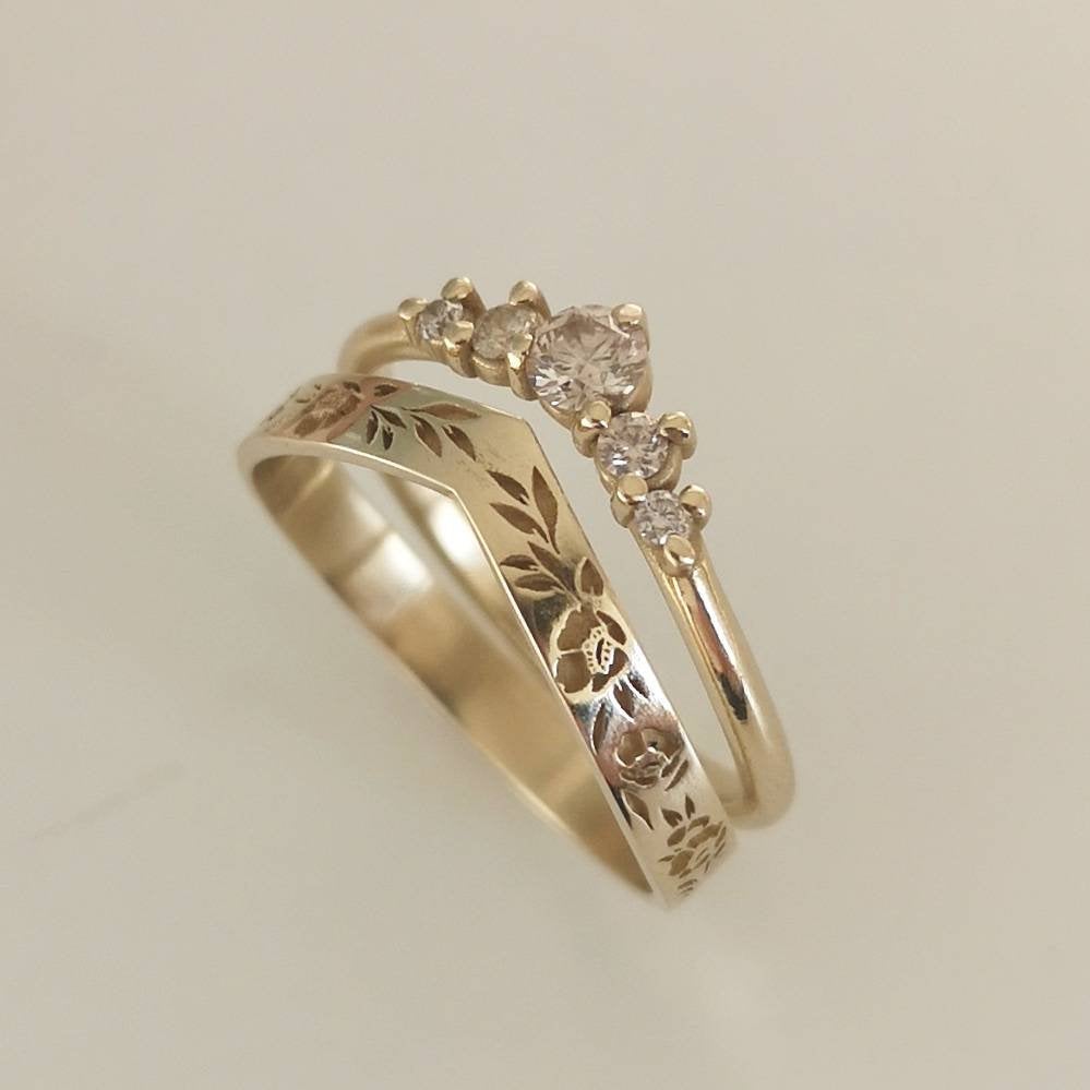 Wedding ring set, 14k vintage style floral band paired with a champagne diamond