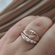 Leaf wedding ring, gold leaf ring, rose gold ring set, woodland wedding band unique engagement and wedding ring set, 14k leaves wedding ring