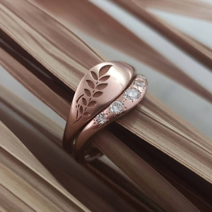 Leaf wedding ring, gold leaf ring, rose gold ring set, woodland wedding band unique engagement and wedding ring set, 14k leaves wedding ring