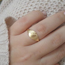 Gold leaf signet ring, Gold wedding band for women, Unique wedding ring, Gold signet ring, Leaves wedding ring, bespoke nature jewelry