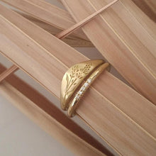 Lavender signet ring